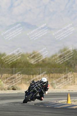 media/Oct-30-2025-Racers Edge (Thu) [[dabbdaf680]]/3-B Group/Session 2 Turn 2/